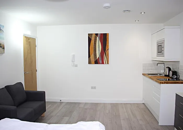 Kirkgate Apartment *